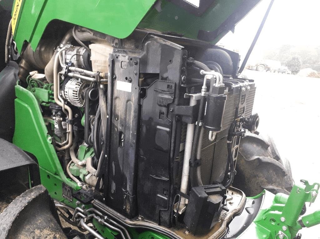 Traktor типа John Deere 6R130 SOLGT!!! To mere på lager!!! Den nyeste 6R model!!! StarFire 6000 antenne. GPS. AutoTrac. Frontlift., Gebrauchtmaschine в Kolding (Фотография 14)