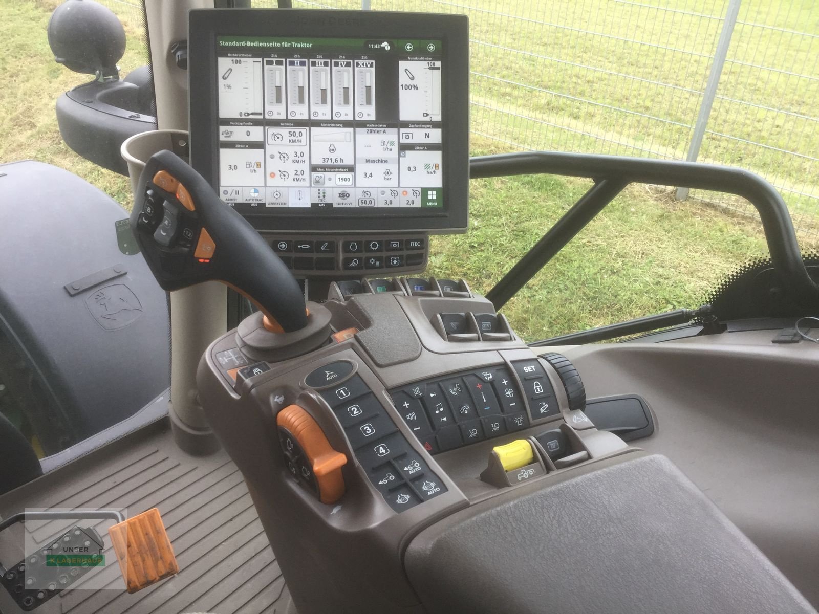 Traktor типа John Deere 6R130, Gebrauchtmaschine в Engerwitzdorf (Фотография 17)