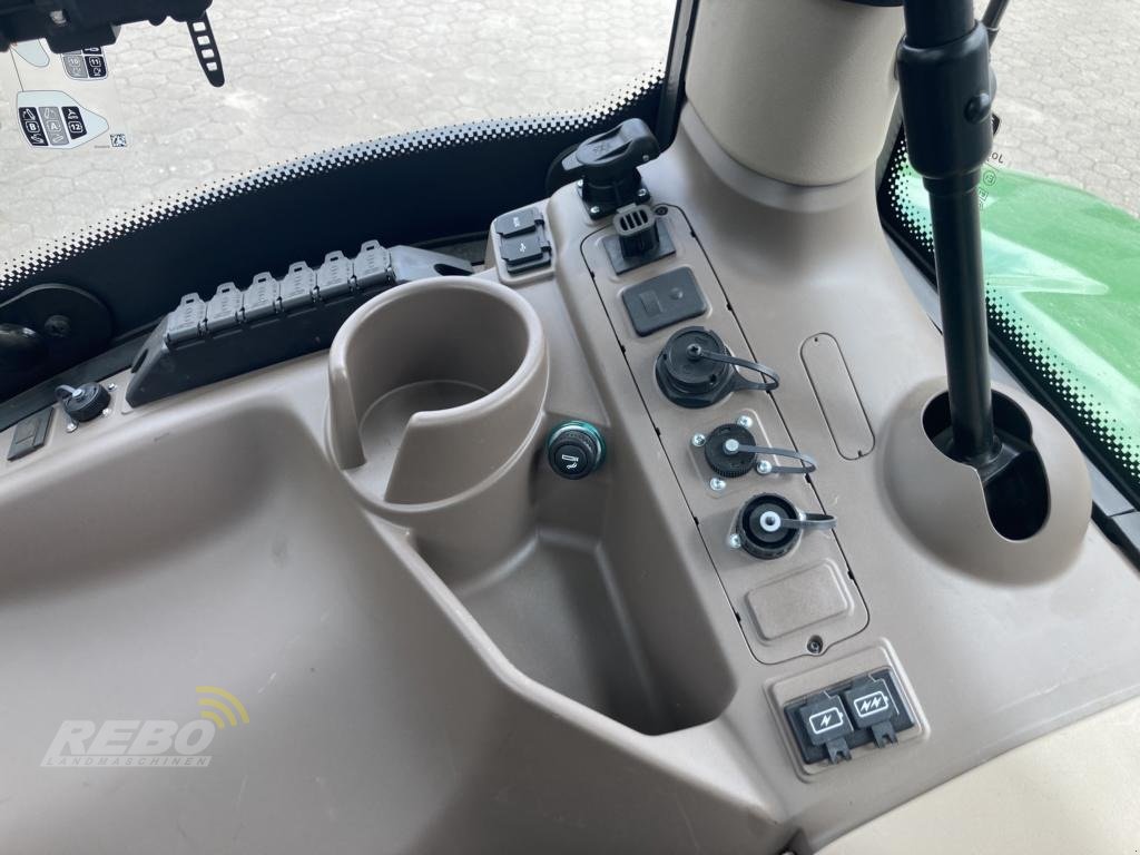 Traktor des Typs John Deere 6R140, Neumaschine in Albersdorf (Bild 24)