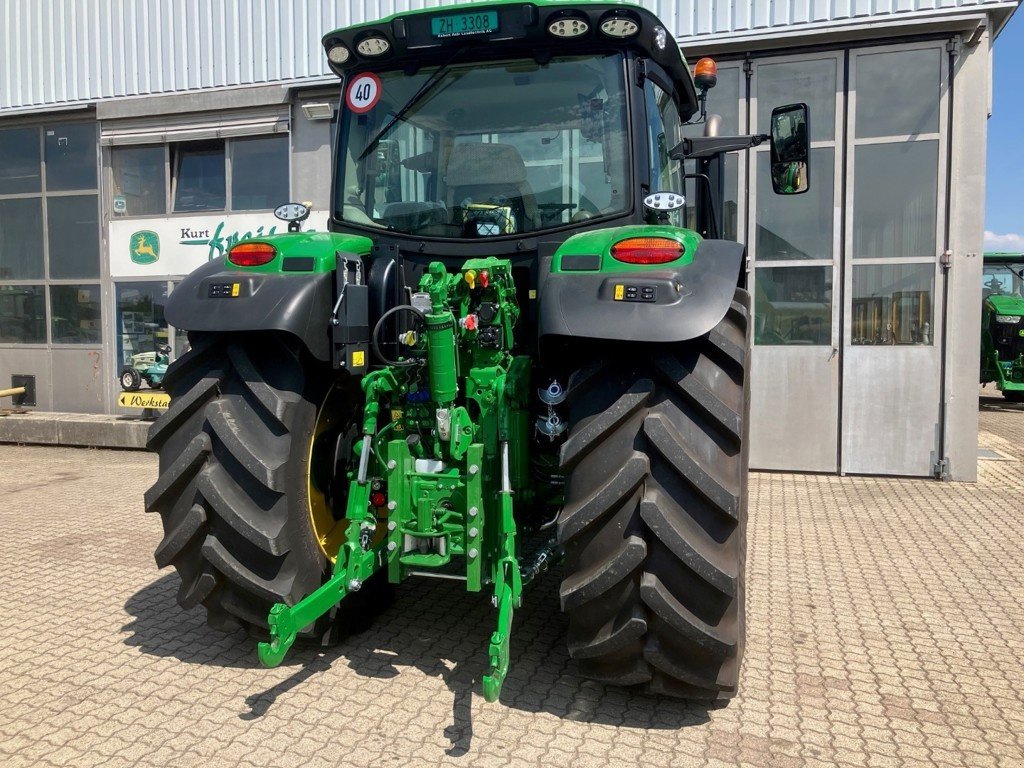 Traktor του τύπου John Deere 6R150, Ausstellungsmaschine σε Kleinandelfingen (Φωτογραφία 4)