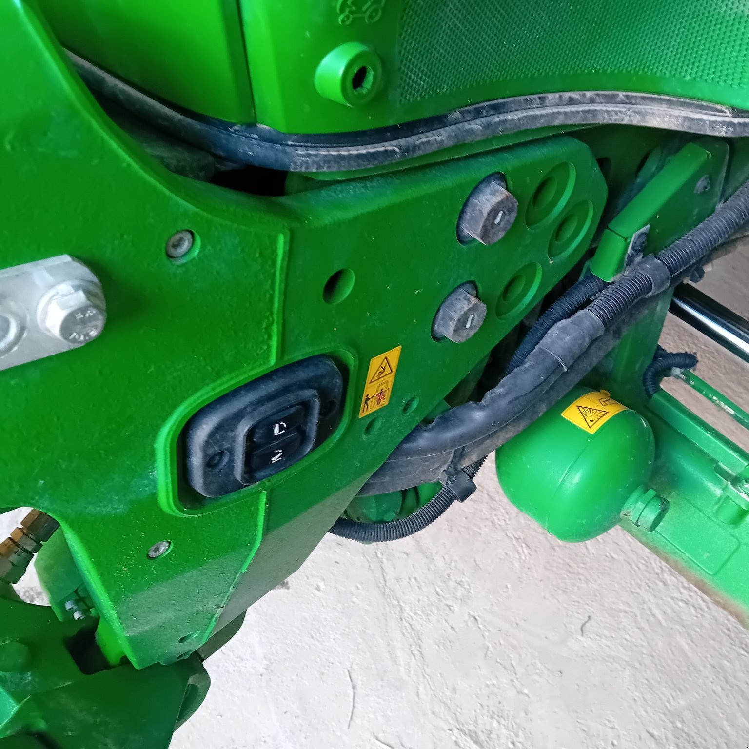 Traktor typu John Deere 6R150, Gebrauchtmaschine v NAINTRE (Obrázek 7)