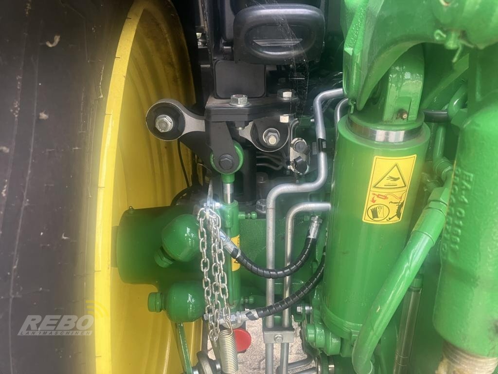 Traktor des Typs John Deere 6R150, Neumaschine in Albersdorf (Bild 10)