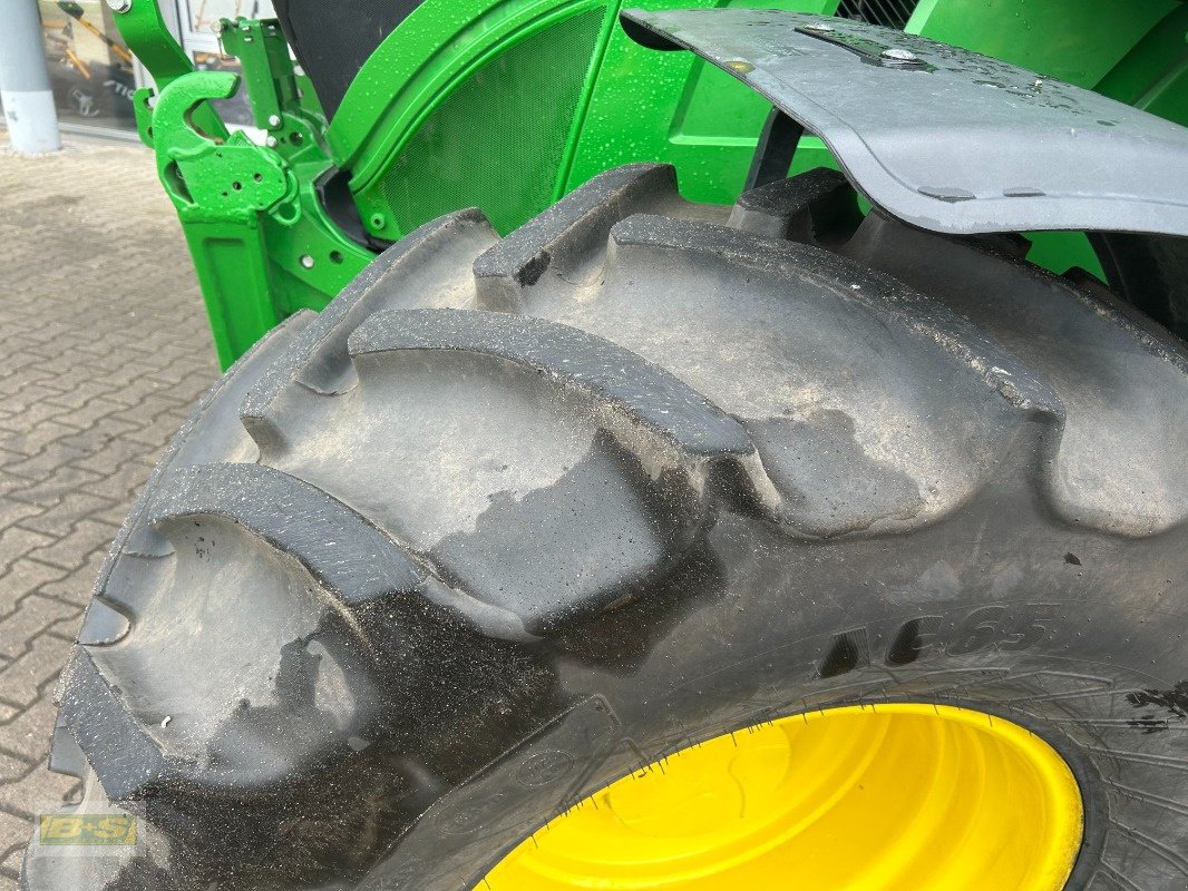 Traktor des Typs John Deere 6R150, Neumaschine in Grabow (Bild 14)