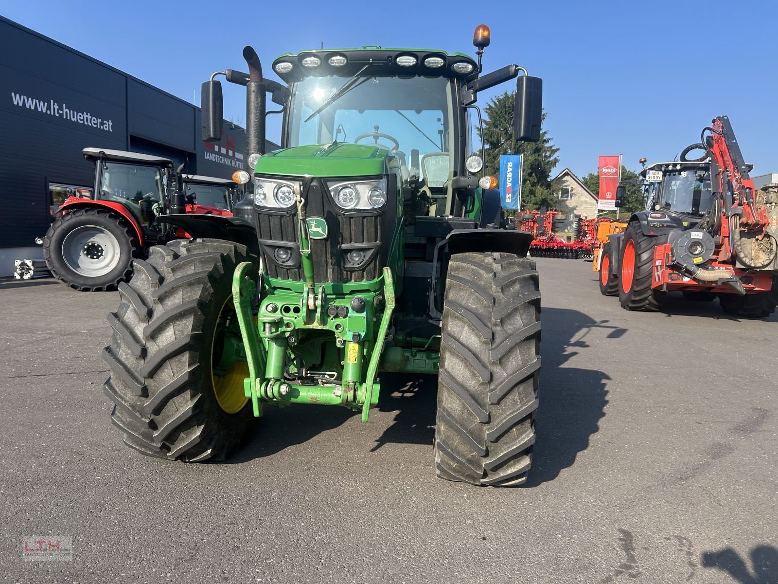 Traktor типа John Deere 6R155 AUTOPOWR, Gebrauchtmaschine в Gnas (Фотография 4)