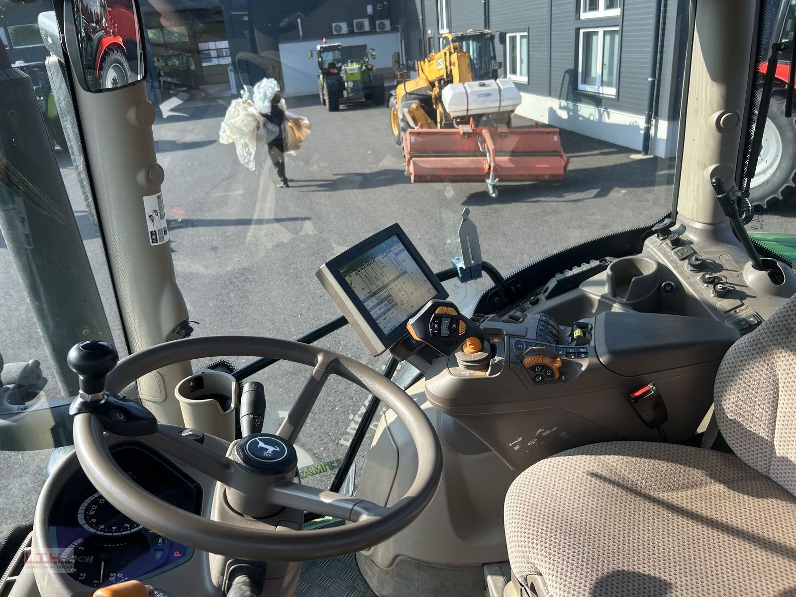 Traktor типа John Deere 6R155 AUTOPOWR, Gebrauchtmaschine в Gnas (Фотография 17)