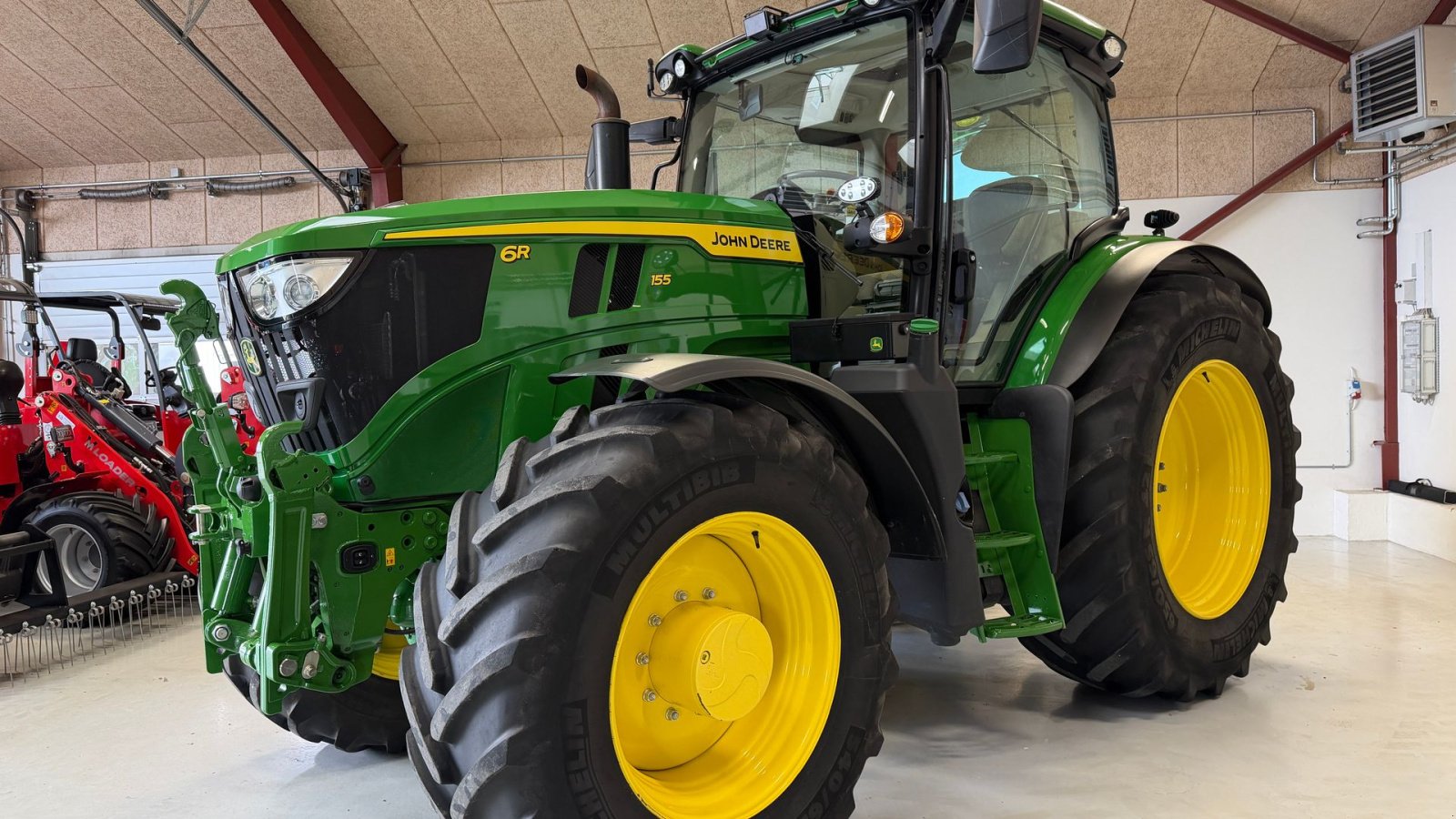 Traktor of the type John Deere 6R155 KUN 1100 TIMER, COMMANDPRO OG GEN5 SKÆRM!, Gebrauchtmaschine in Nørager (Picture 1)