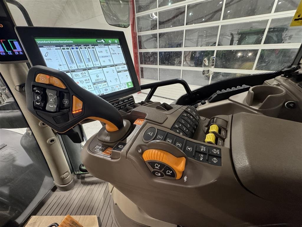 Traktor typu John Deere 6R155 KUN 2400 TIMER OG COMMANDPRO!, Gebrauchtmaschine v Nørager (Obrázek 16)