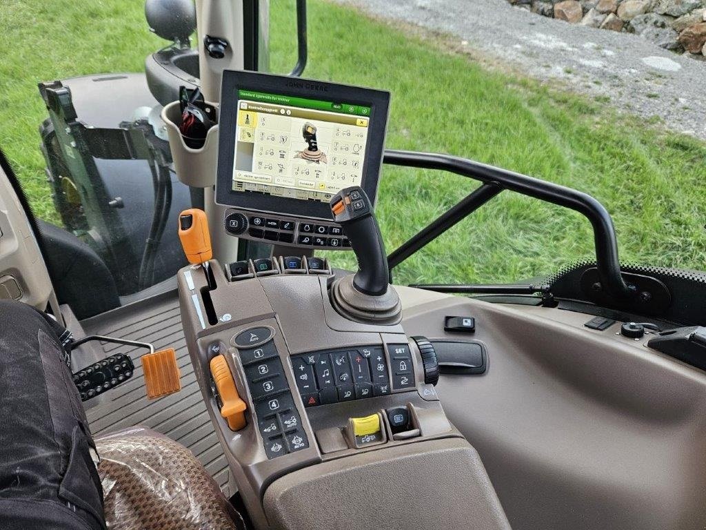 Traktor des Typs John Deere 6R155 SOLGT til NORGE. Kun 750 timer. Klar til GPS og Frontlæsser., Gebrauchtmaschine in Kolding (Bild 3)