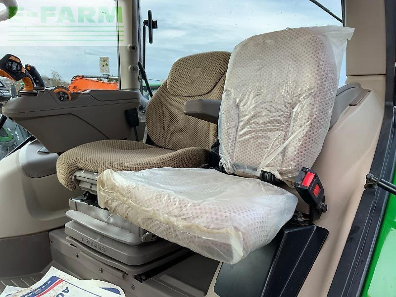 Traktor typu John Deere 6r155 tractor, Gebrauchtmaschine v SHAFTESBURY (Obrázok 18)