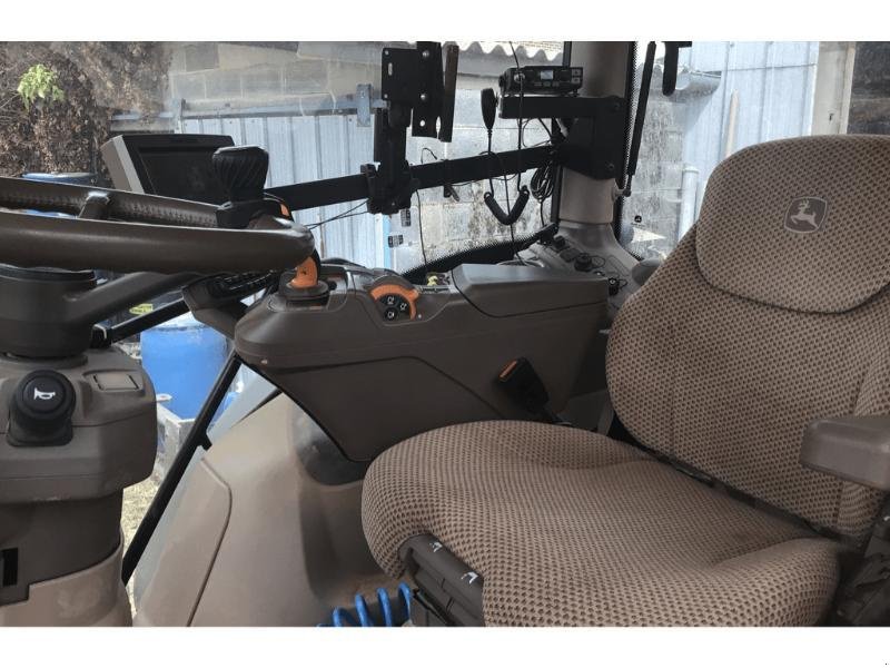 Traktor des Typs John Deere 6R165, Gebrauchtmaschine in Wargnies Le Grand (Bild 7)
