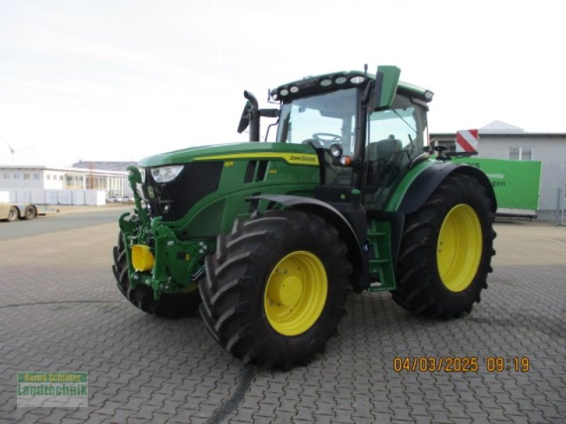 John Deere 6R165, Neumaschine, Betriebsstunden / Hektar: 210, Betriebsstunden: 210 Stunden (Bild 1) Traktor des Typs John Deere 6R165, Neumaschine in Büren (Bild 1)