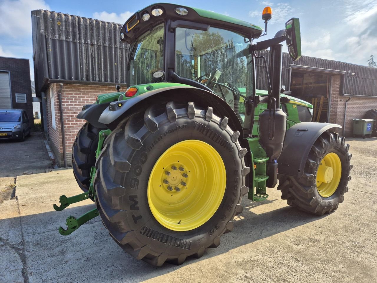 Traktor типа John Deere 6R165, Gebrauchtmaschine в Schijf (Фотография 4)