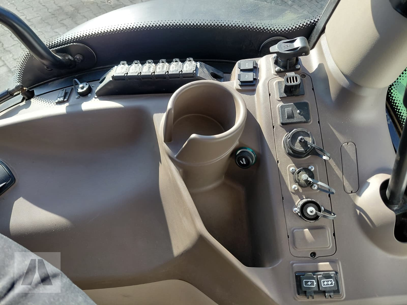 Traktor del tipo John Deere 6R185 6 R185, Gebrauchtmaschine In Regensburg (Immagine 16)