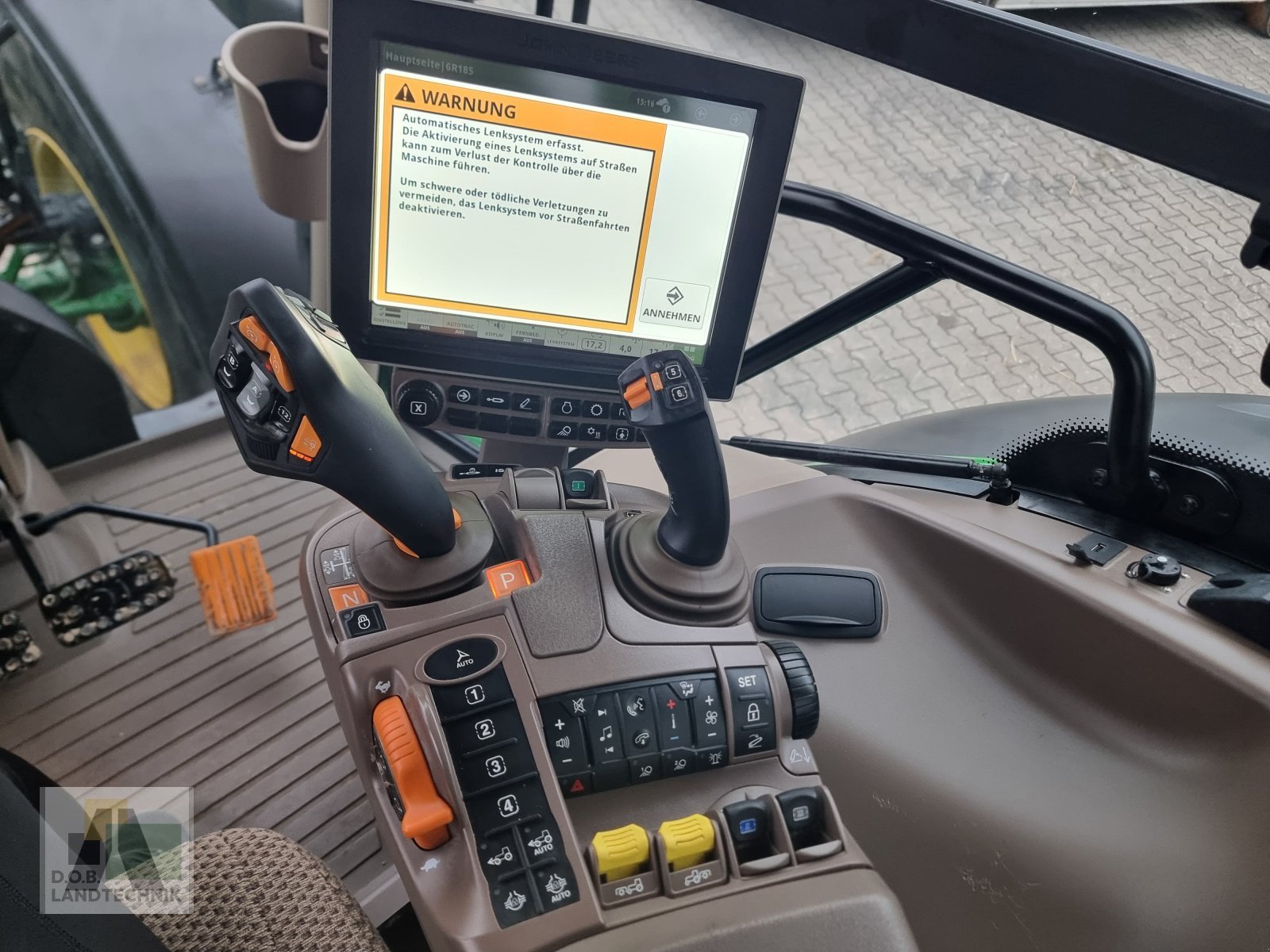Traktor des Typs John Deere 6R185 6R 185 Garantieverlängerung bis 2026 + Reifendruckregelanlage, Gebrauchtmaschine in Regensburg (Bild 18)