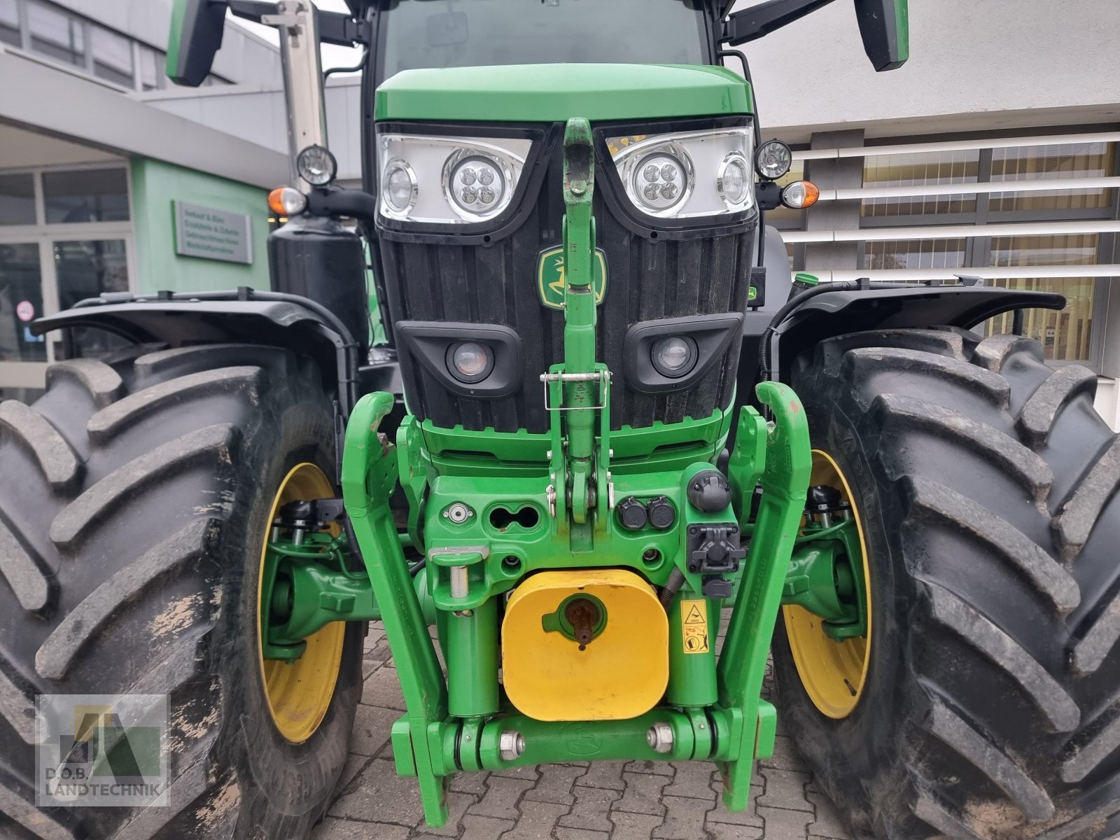 Traktor типа John Deere 6R185 6R 185 Garantieverlängerung bis 2026 + Reifendruckregelanlage, Gebrauchtmaschine в Regensburg (Фотография 8)