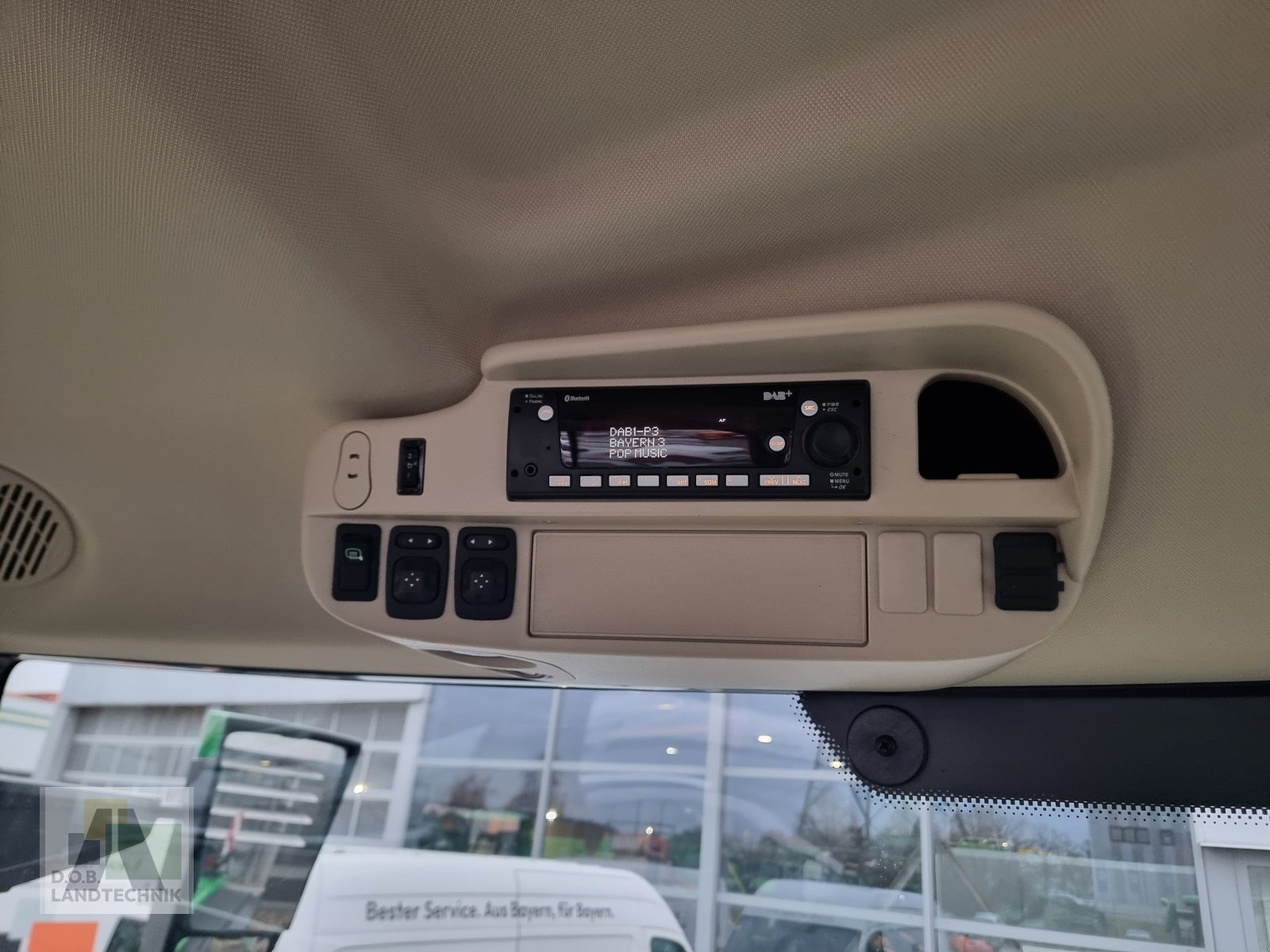 Traktor типа John Deere 6R185 6R 185 Garantieverlängerung bis 2026 + Reifendruckregelanlage, Gebrauchtmaschine в Regensburg (Фотография 13)