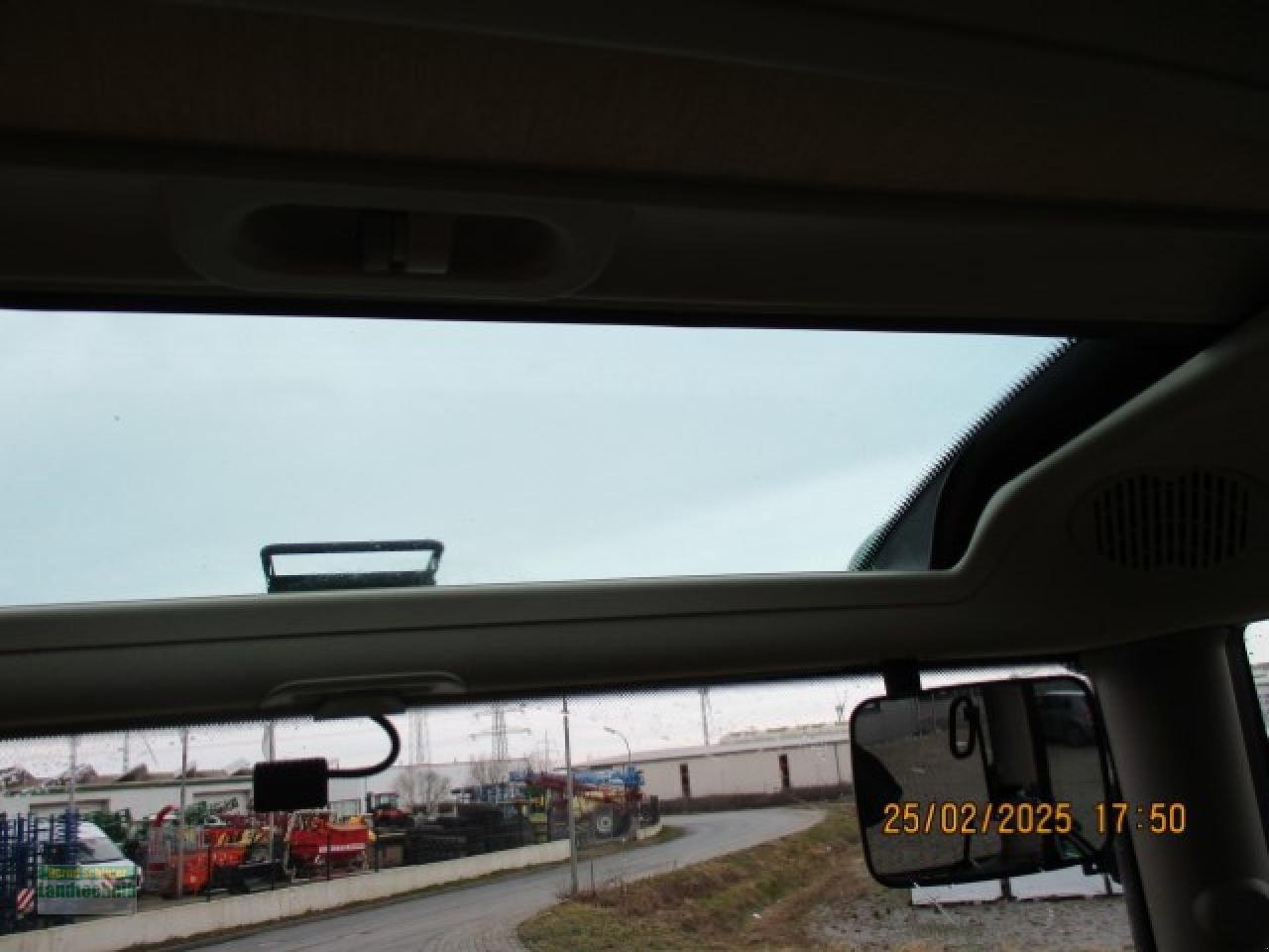 Traktor des Typs John Deere 6R185 Power Gard, Neumaschine in Büren (Bild 14)