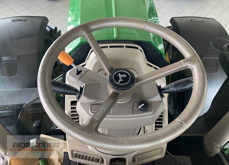 Traktor des Typs John Deere 6R185, Gebrauchtmaschine in Altenfelden (Bild 2)