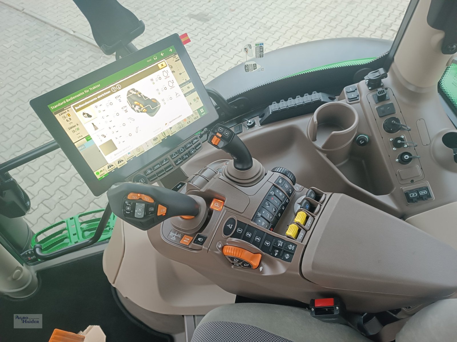 Traktor типа John Deere 6R185, Gebrauchtmaschine в Moosthenning (Фотография 11)