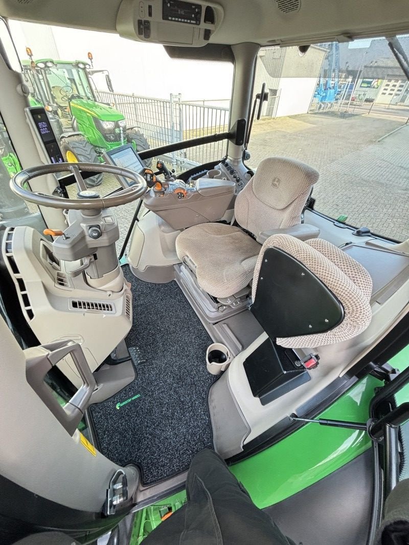 Traktor от тип John Deere 6R185, Gebrauchtmaschine в Staphorst (Снимка 7)