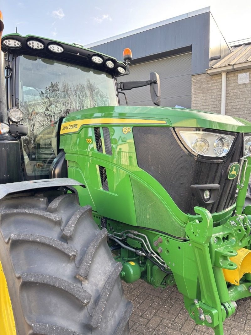 Traktor от тип John Deere 6R185, Gebrauchtmaschine в Staphorst (Снимка 4)