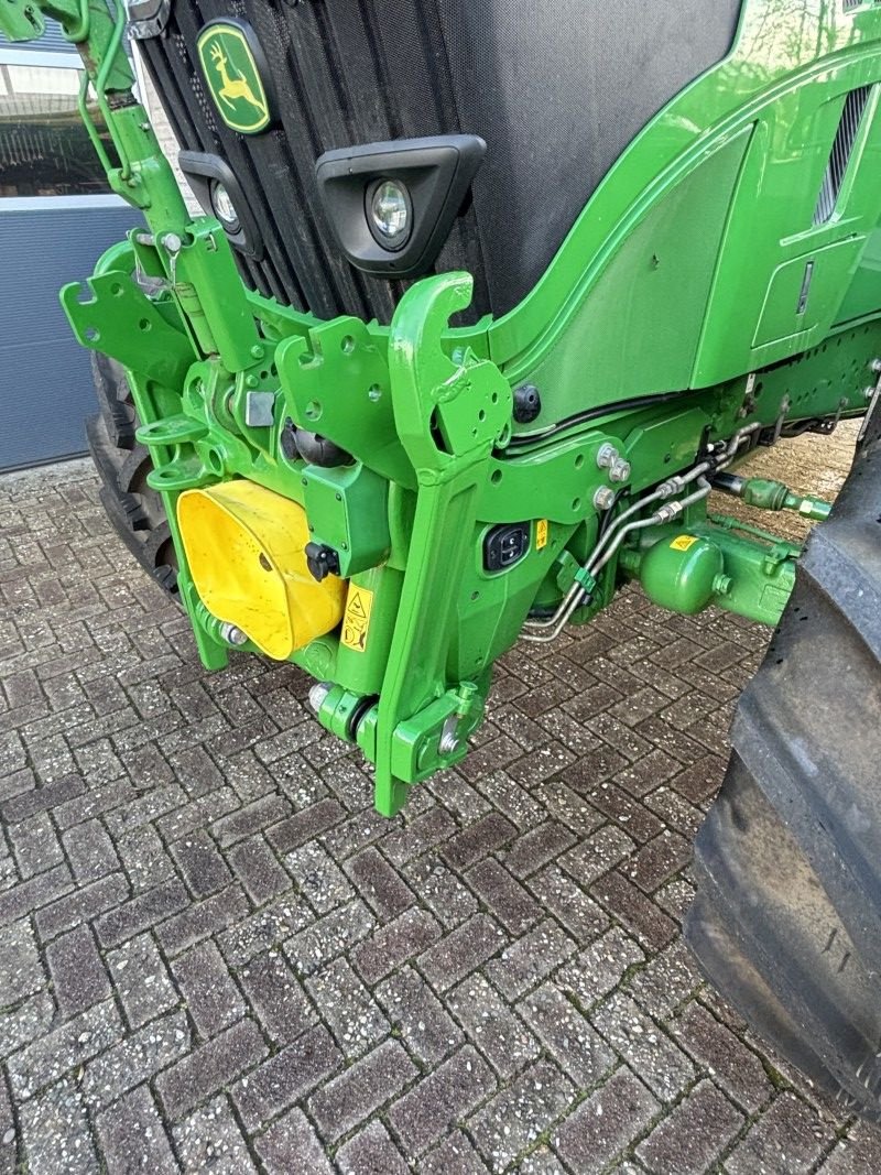 Traktor типа John Deere 6R185, Gebrauchtmaschine в Staphorst (Фотография 9)