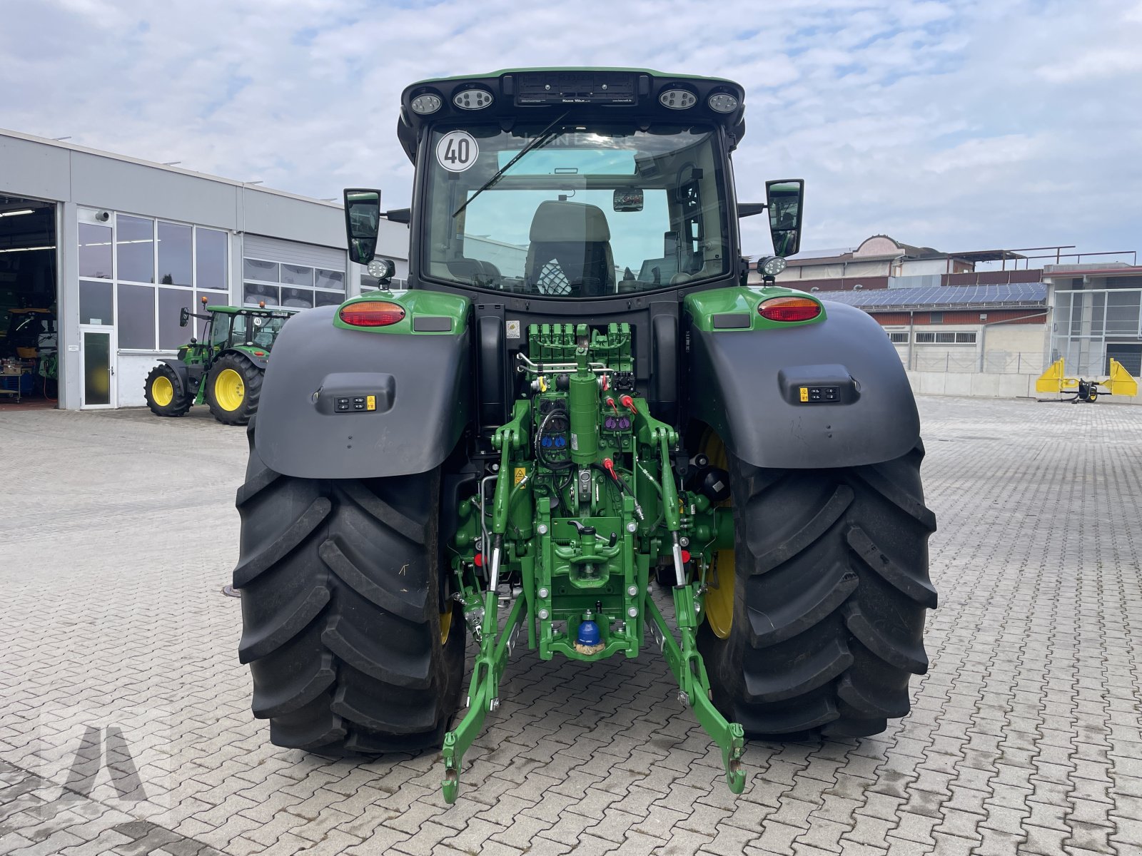 Traktor типа John Deere 6R185, Gebrauchtmaschine в Eggenfelden (Фотография 5)