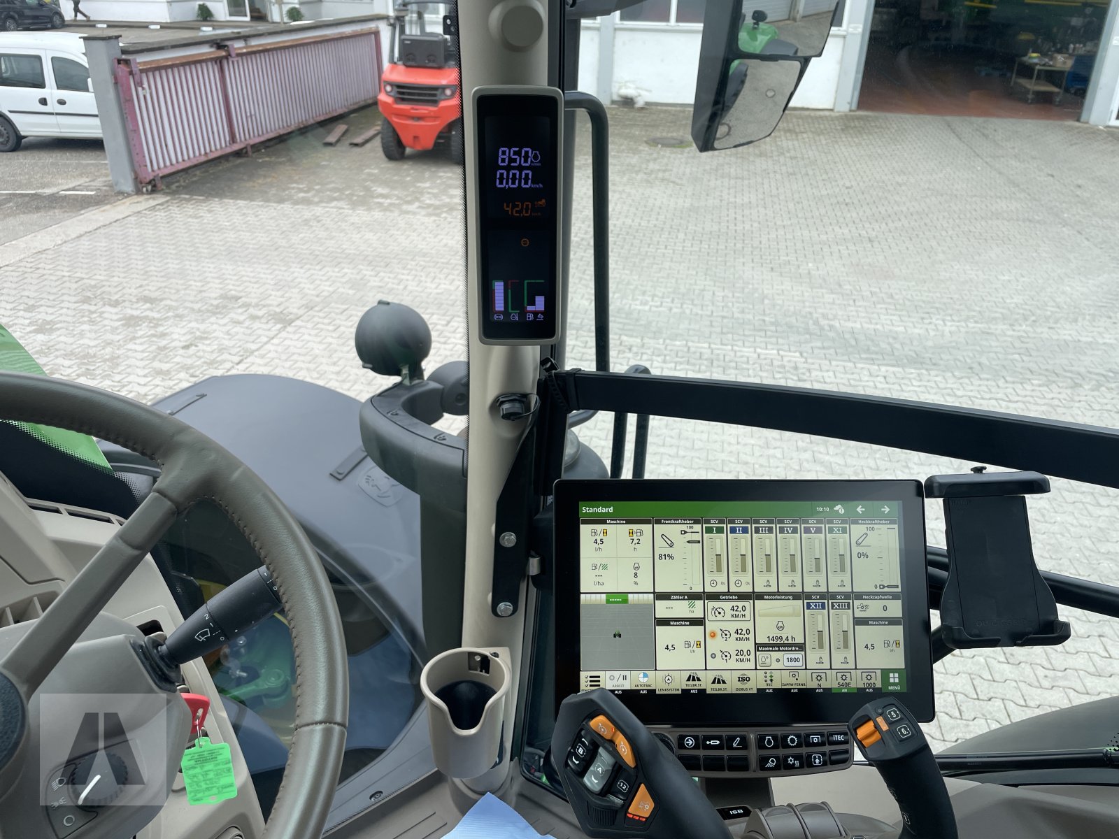 Traktor типа John Deere 6R185, Gebrauchtmaschine в Eggenfelden (Фотография 17)