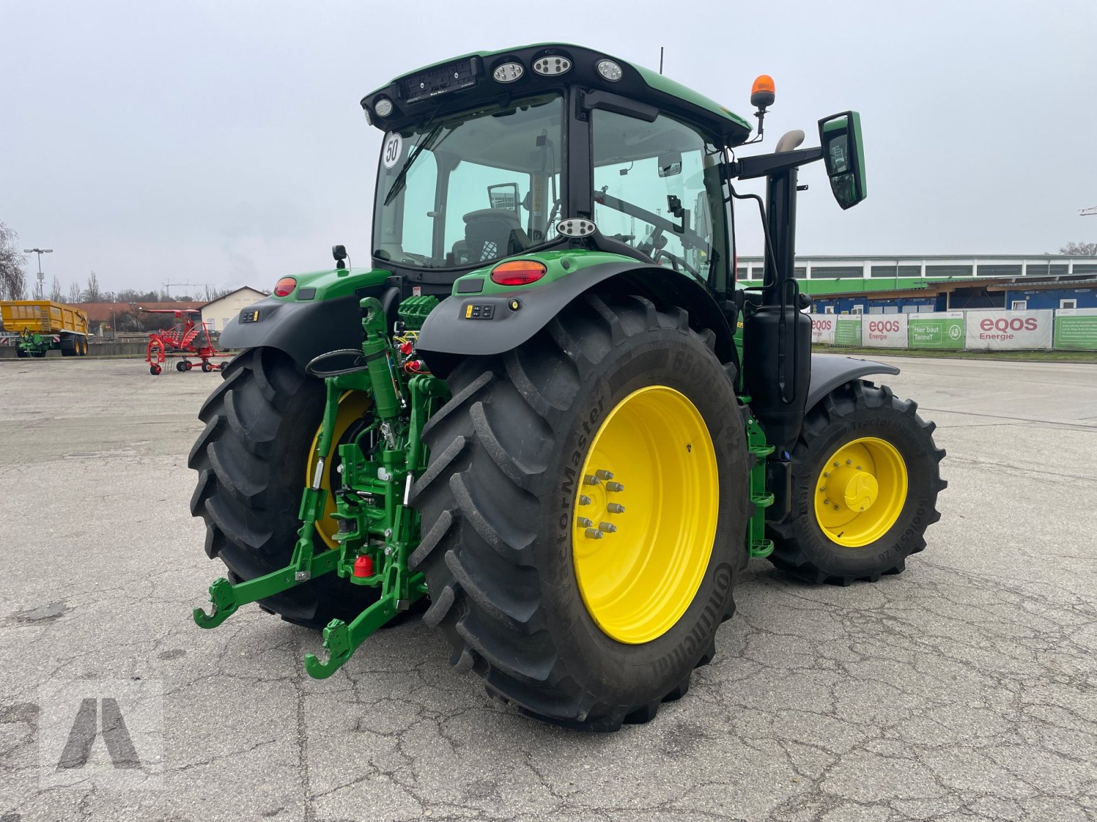 Traktor of the type John Deere 6R185, Gebrauchtmaschine in Eggenfelden (Picture 8)