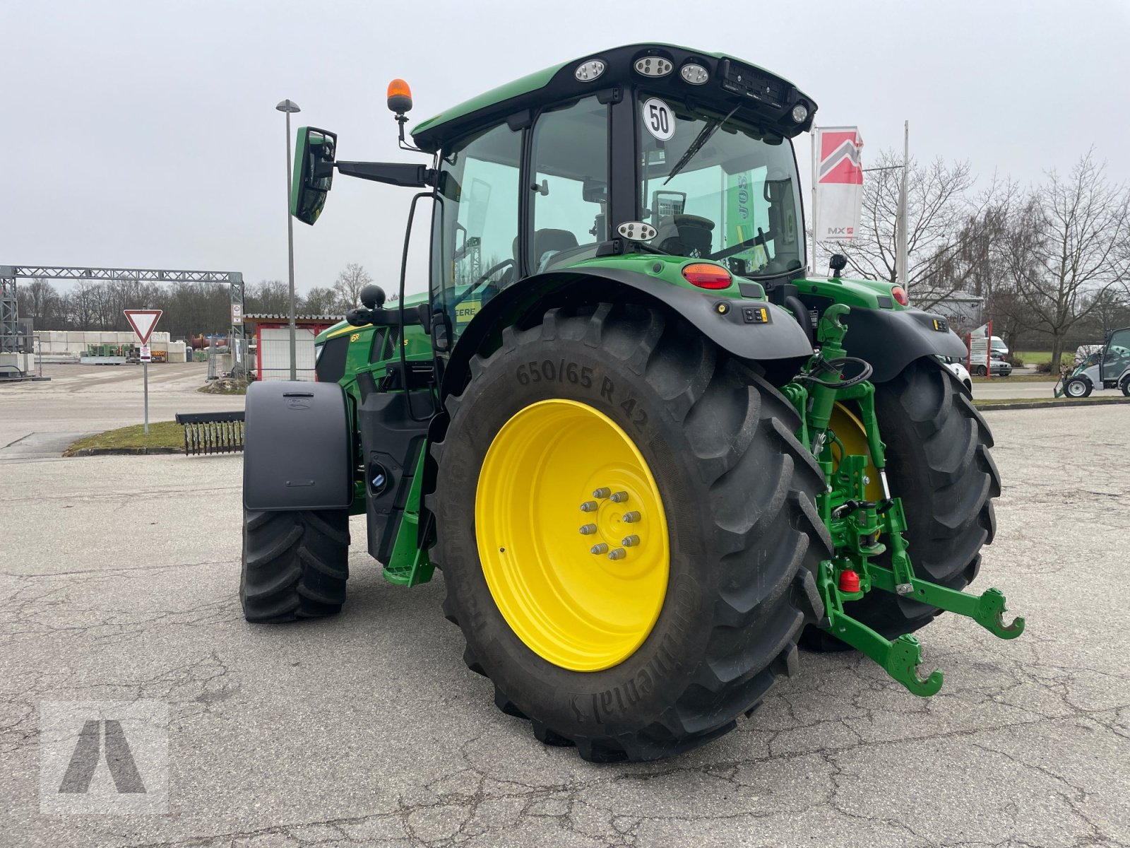 Traktor of the type John Deere 6R185, Gebrauchtmaschine in Eggenfelden (Picture 10)