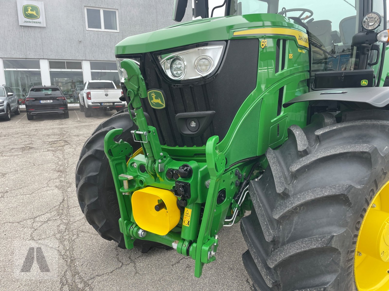 Traktor of the type John Deere 6R185, Gebrauchtmaschine in Eggenfelden (Picture 21)