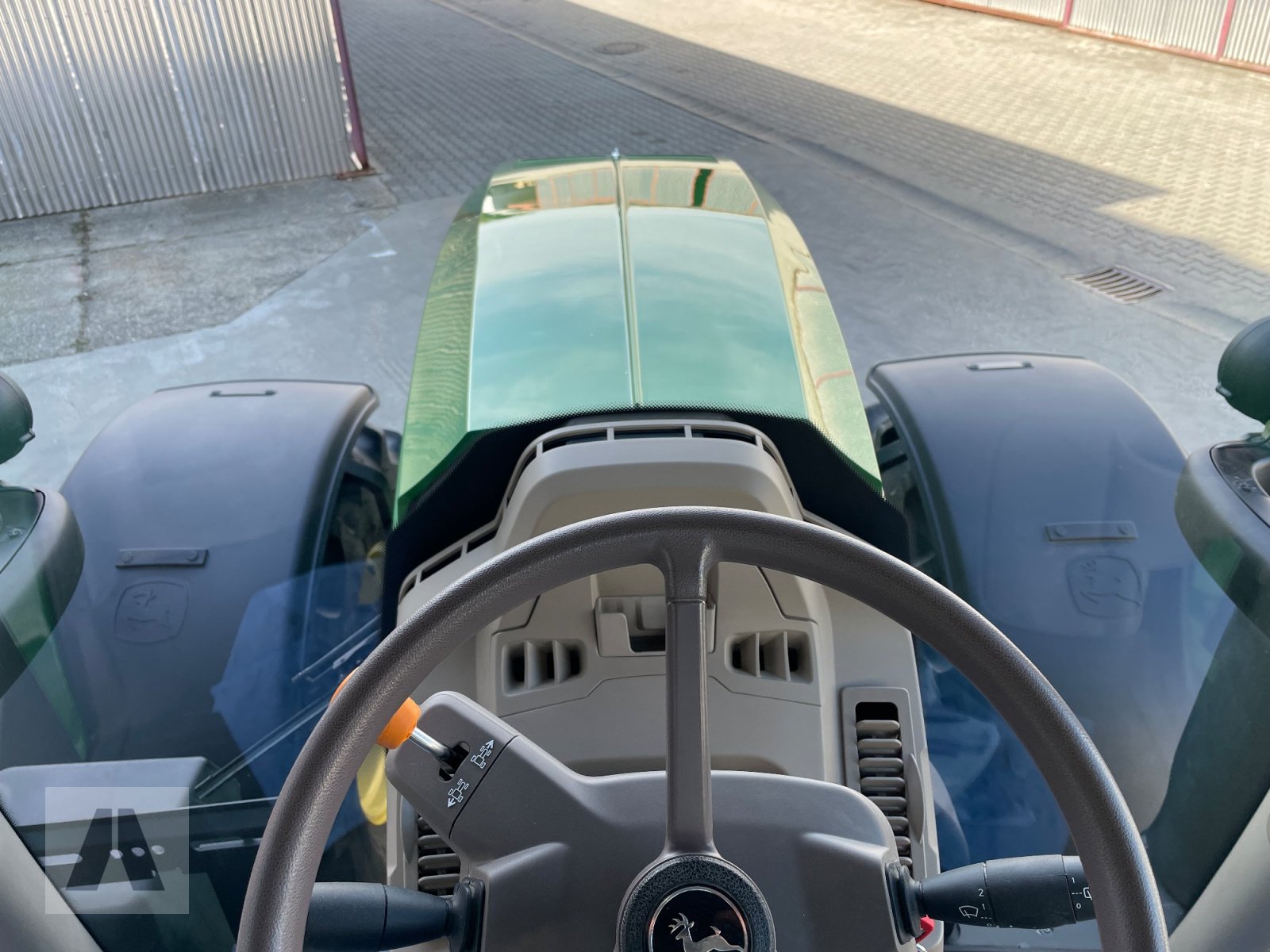 Traktor a típus John Deere 6R185, Gebrauchtmaschine ekkor: Eggenfelden (Kép 15)