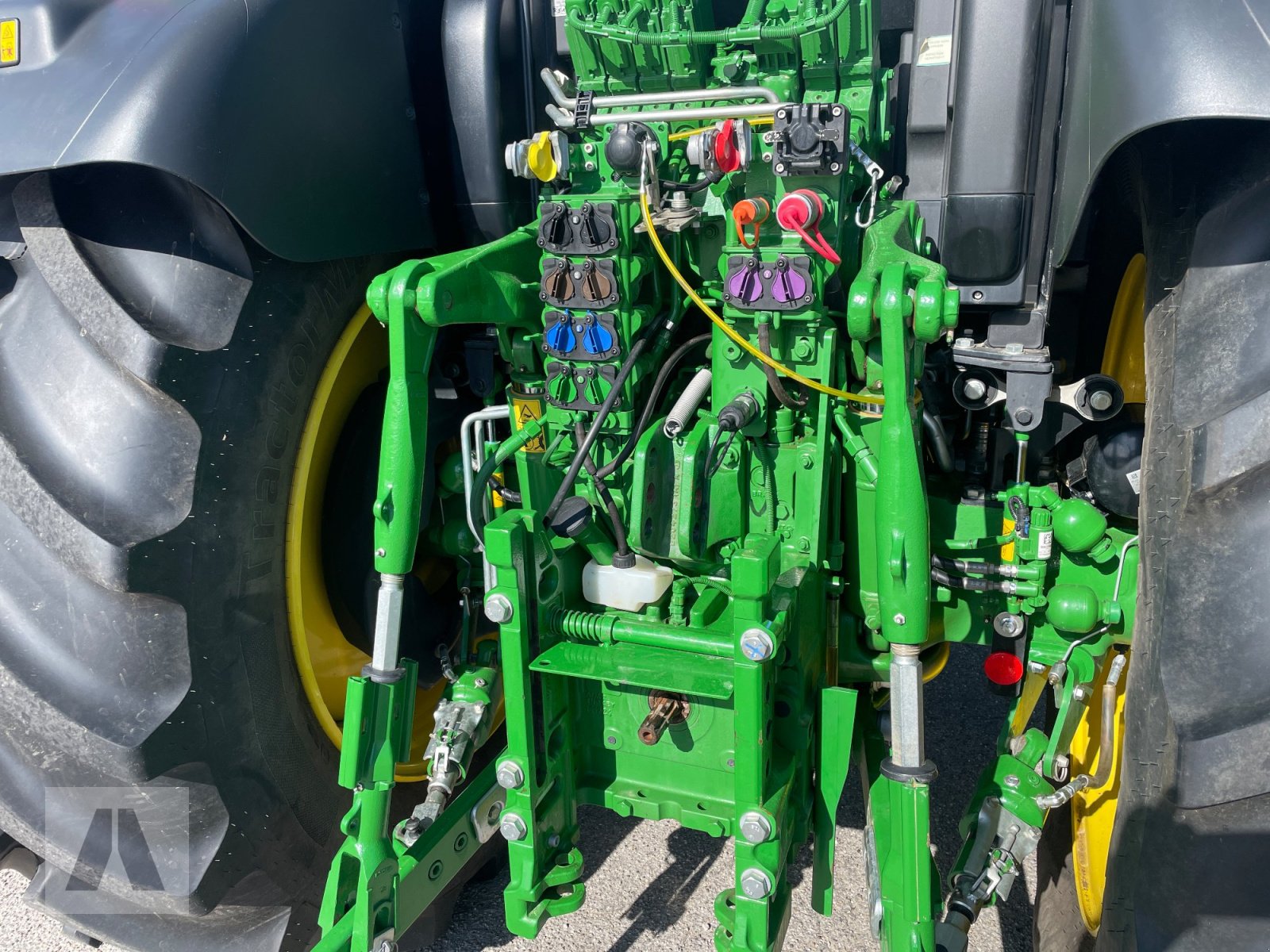Traktor a típus John Deere 6R185, Gebrauchtmaschine ekkor: Eggenfelden (Kép 17)