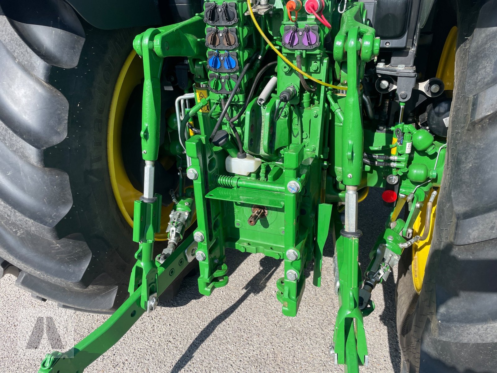 Traktor a típus John Deere 6R185, Gebrauchtmaschine ekkor: Eggenfelden (Kép 24)
