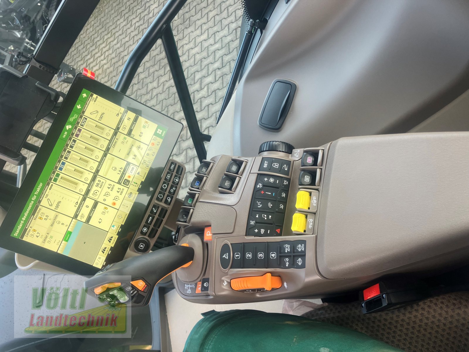 Traktor des Typs John Deere 6R185, Gebrauchtmaschine in Hutthurm bei Passau (Bild 7)