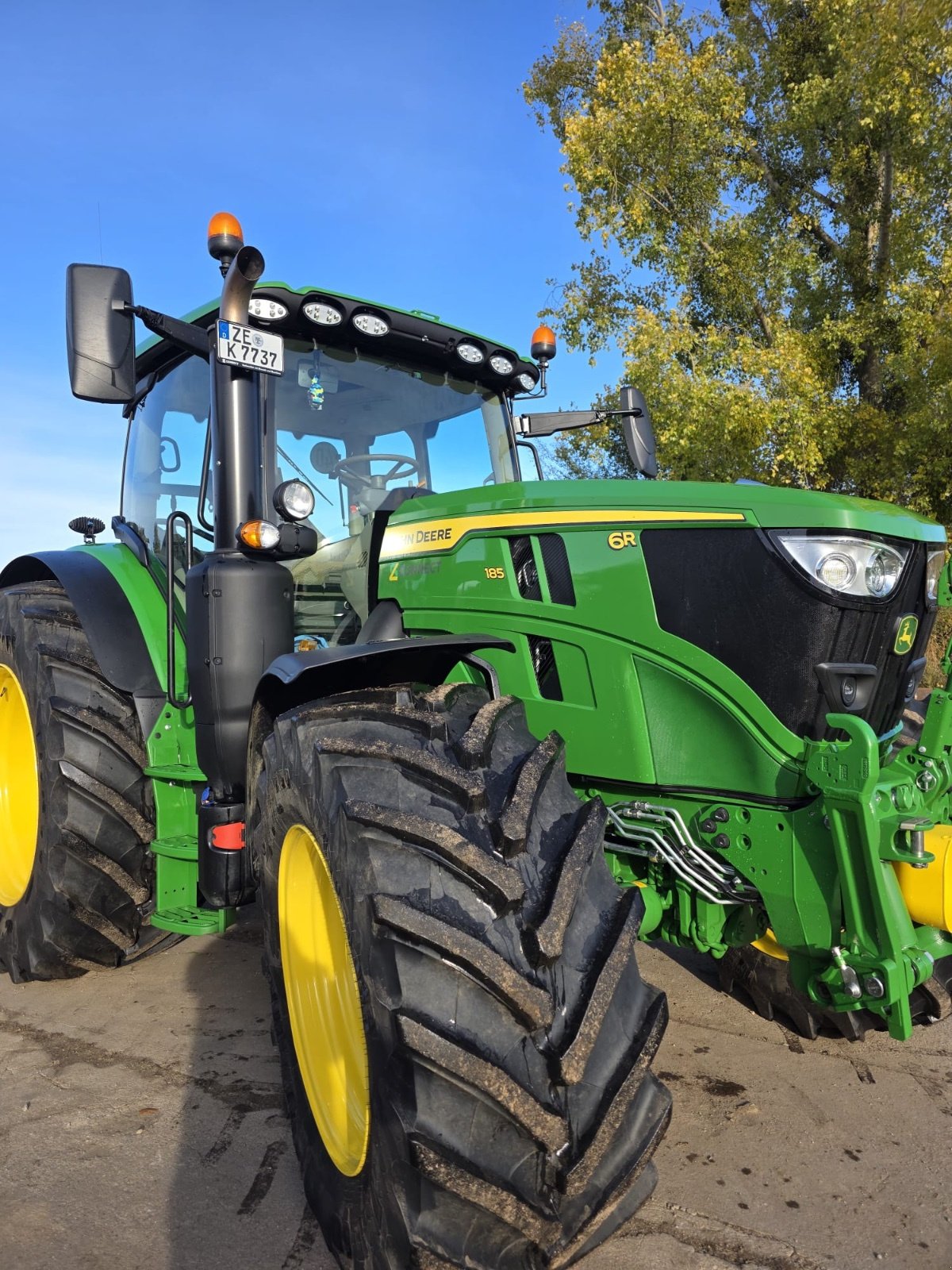 Traktor от тип John Deere 6R185, Gebrauchtmaschine в Deining (Снимка 18)