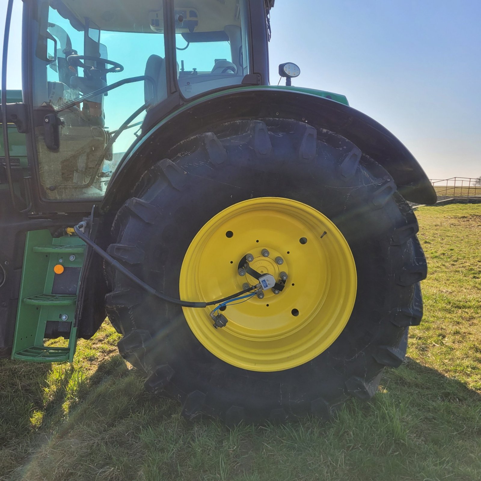 Traktor typu John Deere 6R185, Gebrauchtmaschine v Röttingen - Strüth (Obrázek 7)