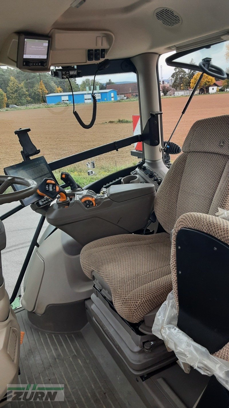 Traktor des Typs John Deere 6R195 / 6R 195, Neumaschine in Windsbach (Bild 8)