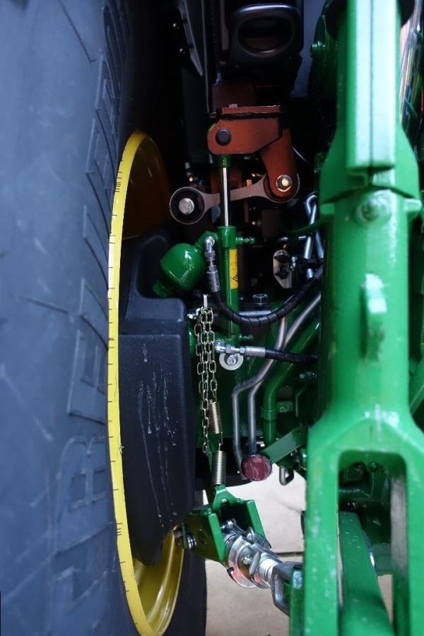 Traktor of the type John Deere 6R195 ComandPro, Gebrauchtmaschine in Sorée (Picture 4)