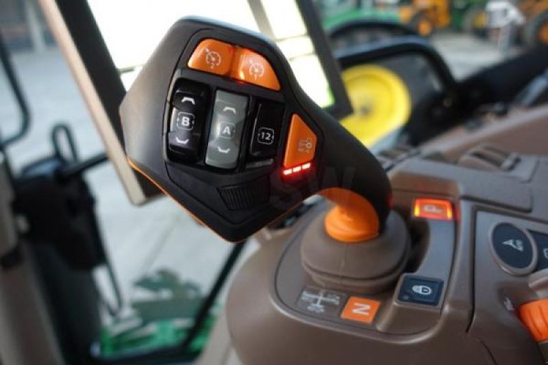 Traktor typu John Deere 6R195 IVT Frontlift Fan reverse, Gebrauchtmaschine v Sorée (Obrázek 10)