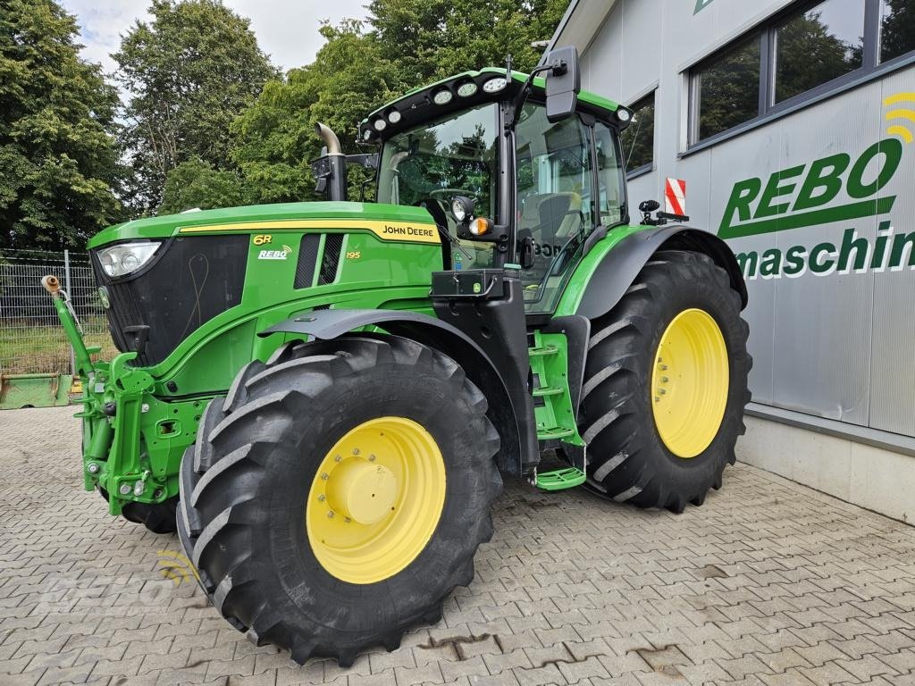 Traktor van het type John Deere 6R195 TRAKTOR, Gebrauchtmaschine in Schwaförden (Foto 1)