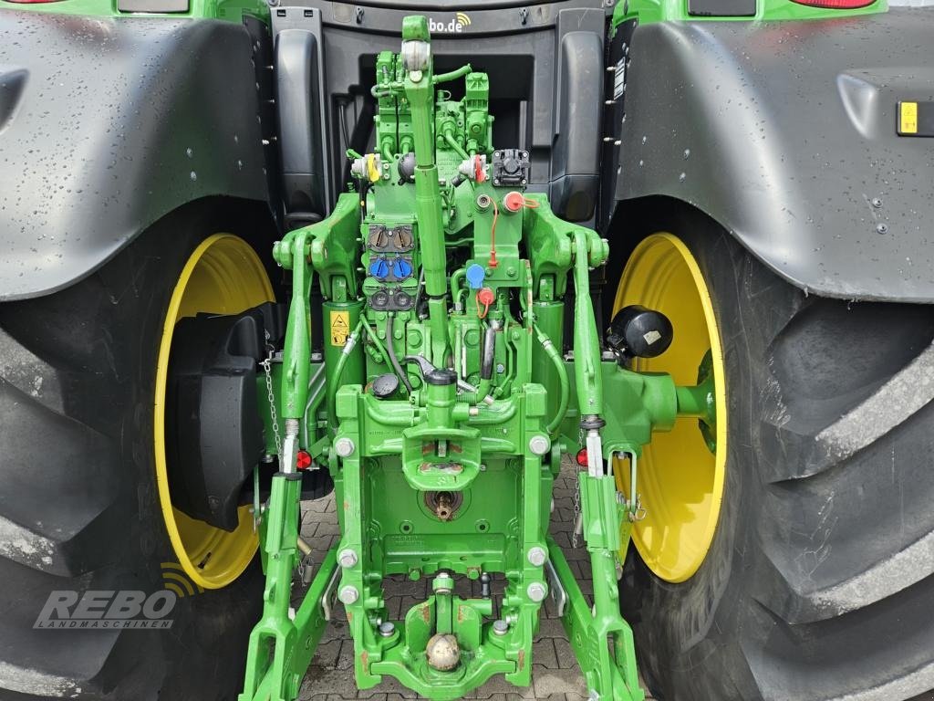 Traktor van het type John Deere 6R195 TRAKTOR, Gebrauchtmaschine in Schwaförden (Foto 7)