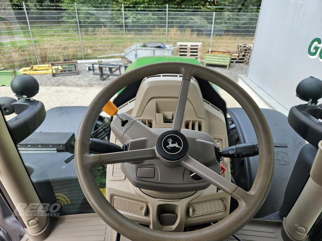 Traktor van het type John Deere 6R195 TRAKTOR, Gebrauchtmaschine in Schwaförden (Foto 13)