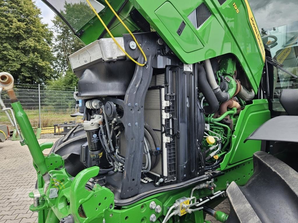 Traktor типа John Deere 6R195 TRAKTOR, Gebrauchtmaschine в Albersdorf (Фотография 24)
