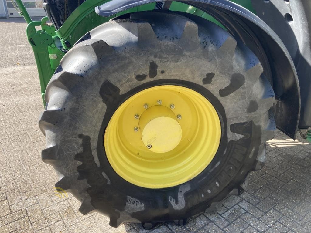 Traktor tipa John Deere 6R195 TRAKTOR, Gebrauchtmaschine u Bordelum (Slika 9)