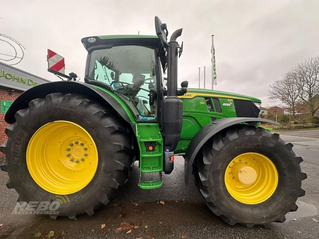 Traktor of the type John Deere 6R195 TRAKTOR, Gebrauchtmaschine in Bordelum (Picture 4)