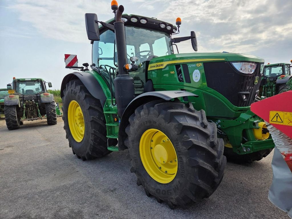 Traktor типа John Deere 6r195, Gebrauchtmaschine в SAINTENY (Фотография 9)
