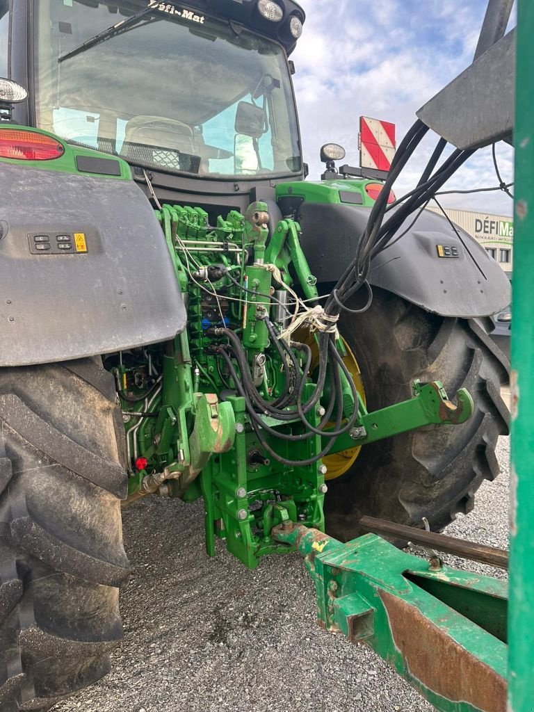 Traktor typu John Deere 6R195, Gebrauchtmaschine w MONTLUCON (Zdjęcie 7)