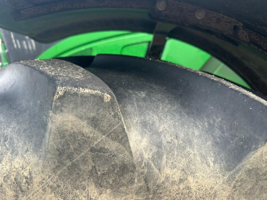 Traktor typu John Deere 6R195, Gebrauchtmaschine w MONTLUCON (Zdjęcie 9)