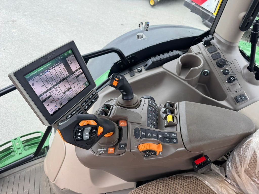 Traktor a típus John Deere 6R195, Gebrauchtmaschine ekkor: GUERET (Kép 9)